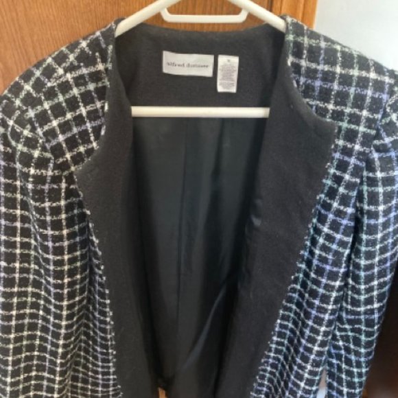 Woman's - Picture 1 of 2